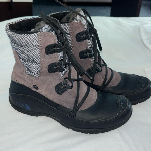 THE NORTH FACE | NUPTSE PURNA SHORTY BOOT | WOMEN'S SIZE: 7.5 - Picture 2 of 8